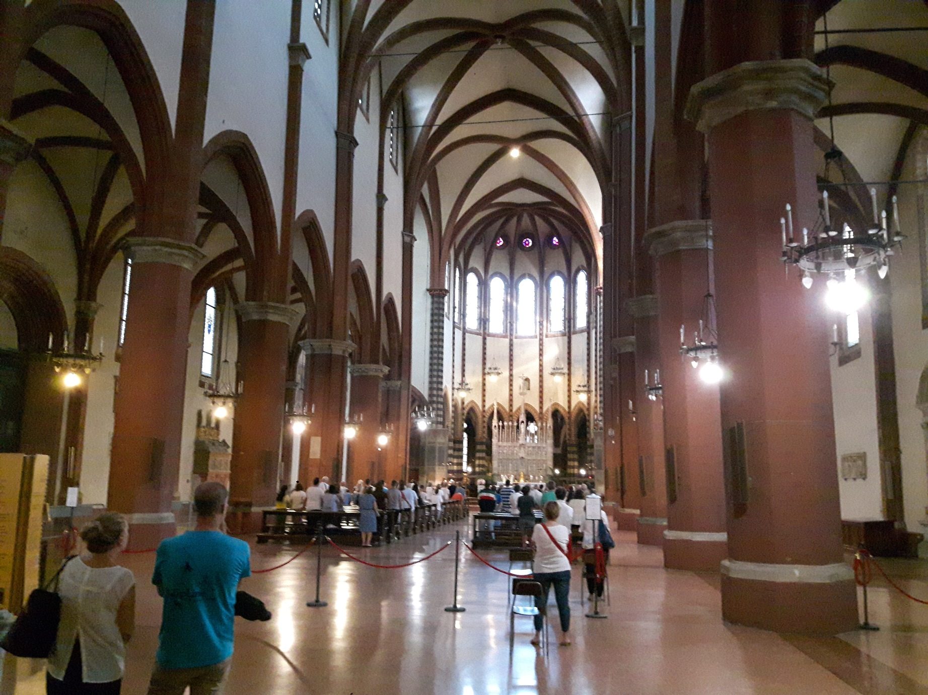 Basilica di San Francesco, Bologna - 02.jpg